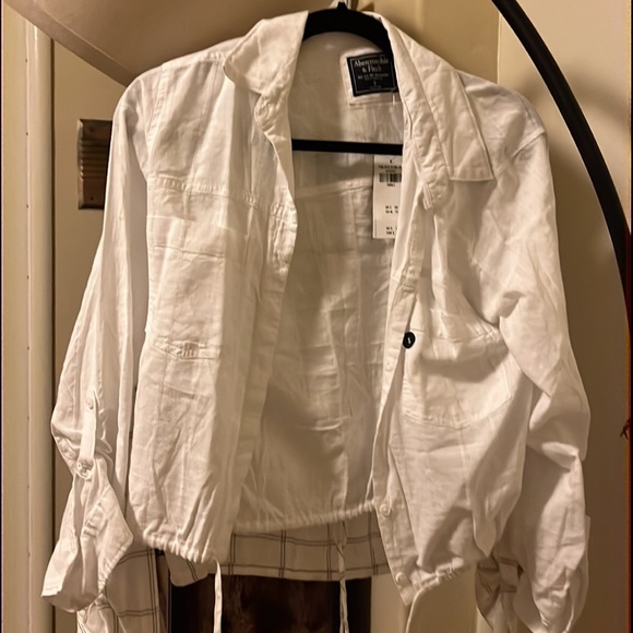 Abercrombie button-down blouse - Picture 2 of 2